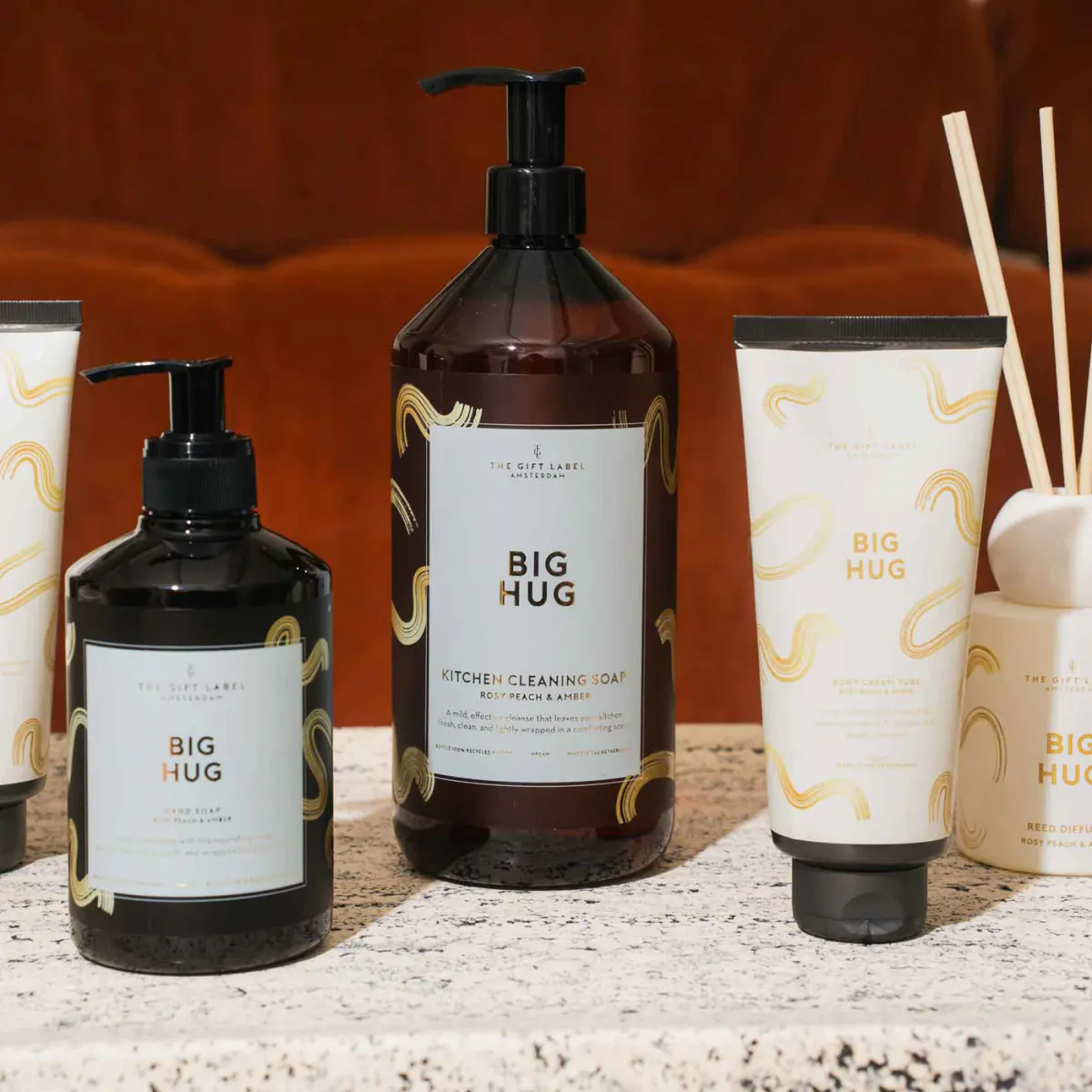 The GiftLabel Kitchen Cleaning Soap Big Hug Gold