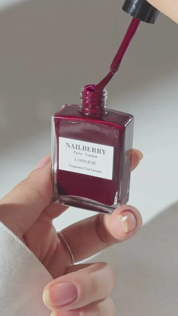 Nailberry Kirsch Kiss 