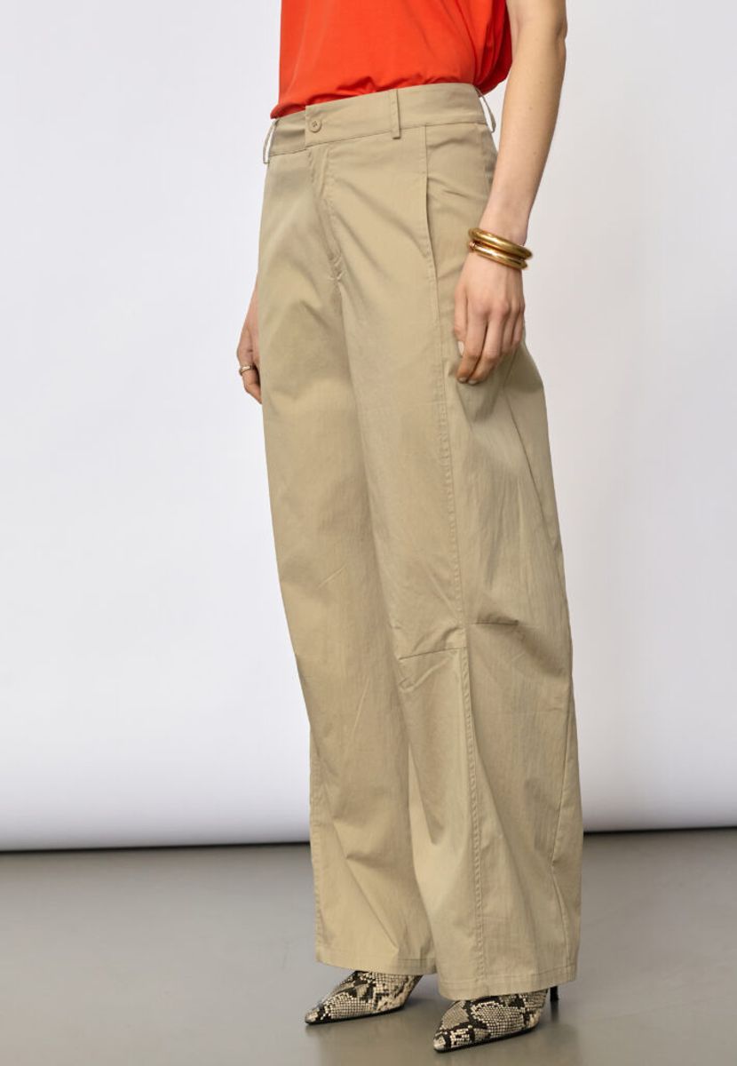 Cocouture Cotton Crisp Barrel Pant Mushroom